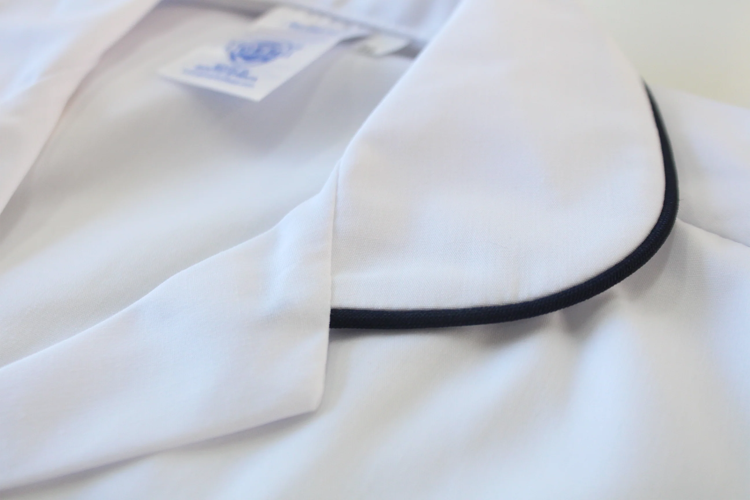 Shortsleeve Roundneck Blouse Emb - Bechet High - Image 3